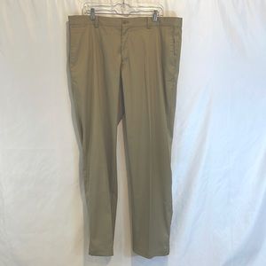 Nike Golf Tour Performance DRI-FIT 39x32